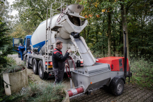 Gieten van schuimbeton RM Vloeren Vollenhove particulier